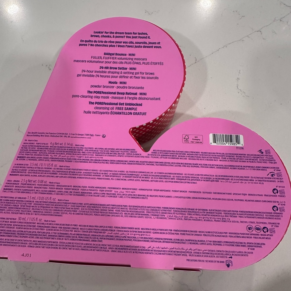 Benefit Dream Team Makeup Set - Pink and Purple & free sample - Picture 2 of 4